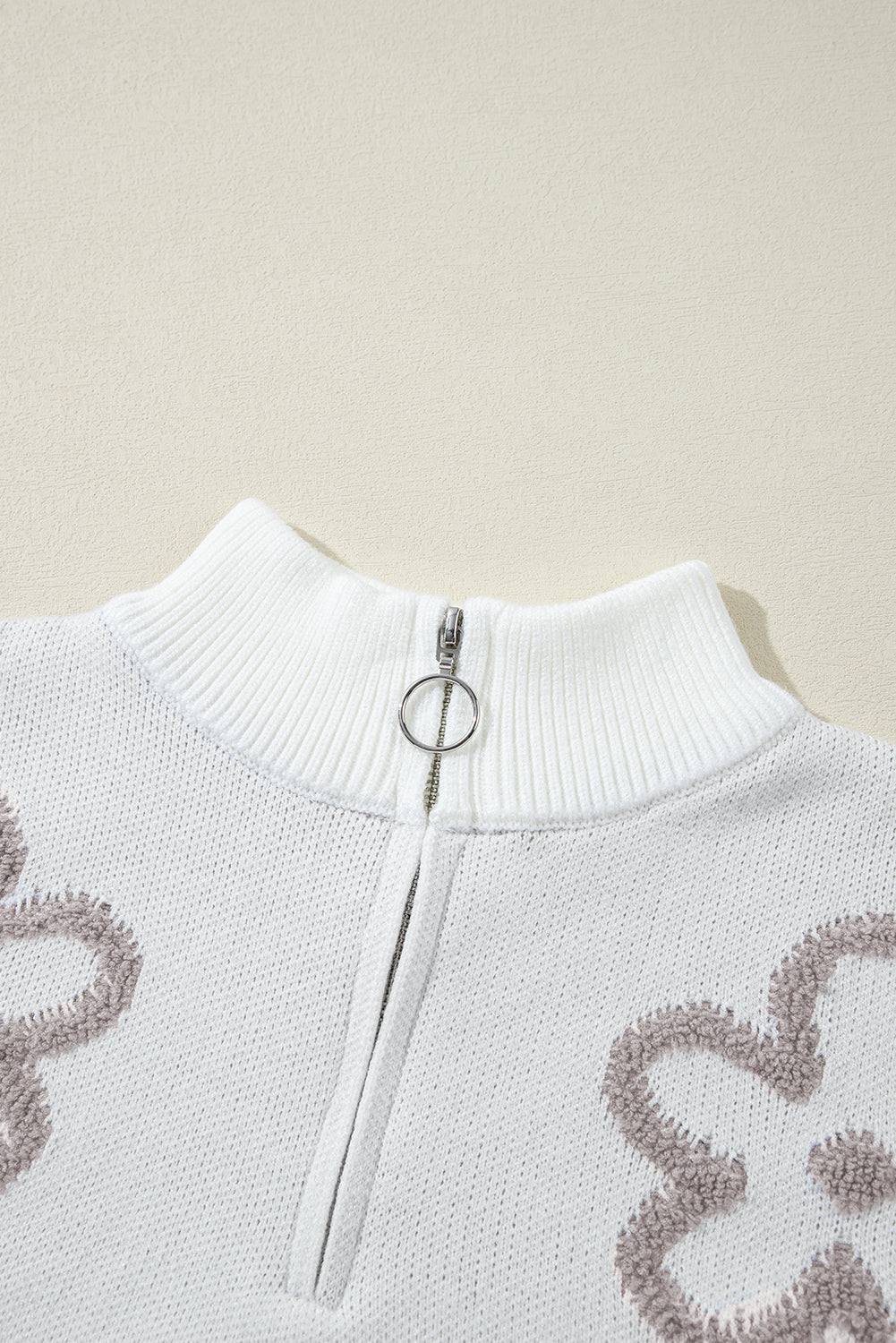 White Contrast Flower Half Zipper Stand Neck Sweater