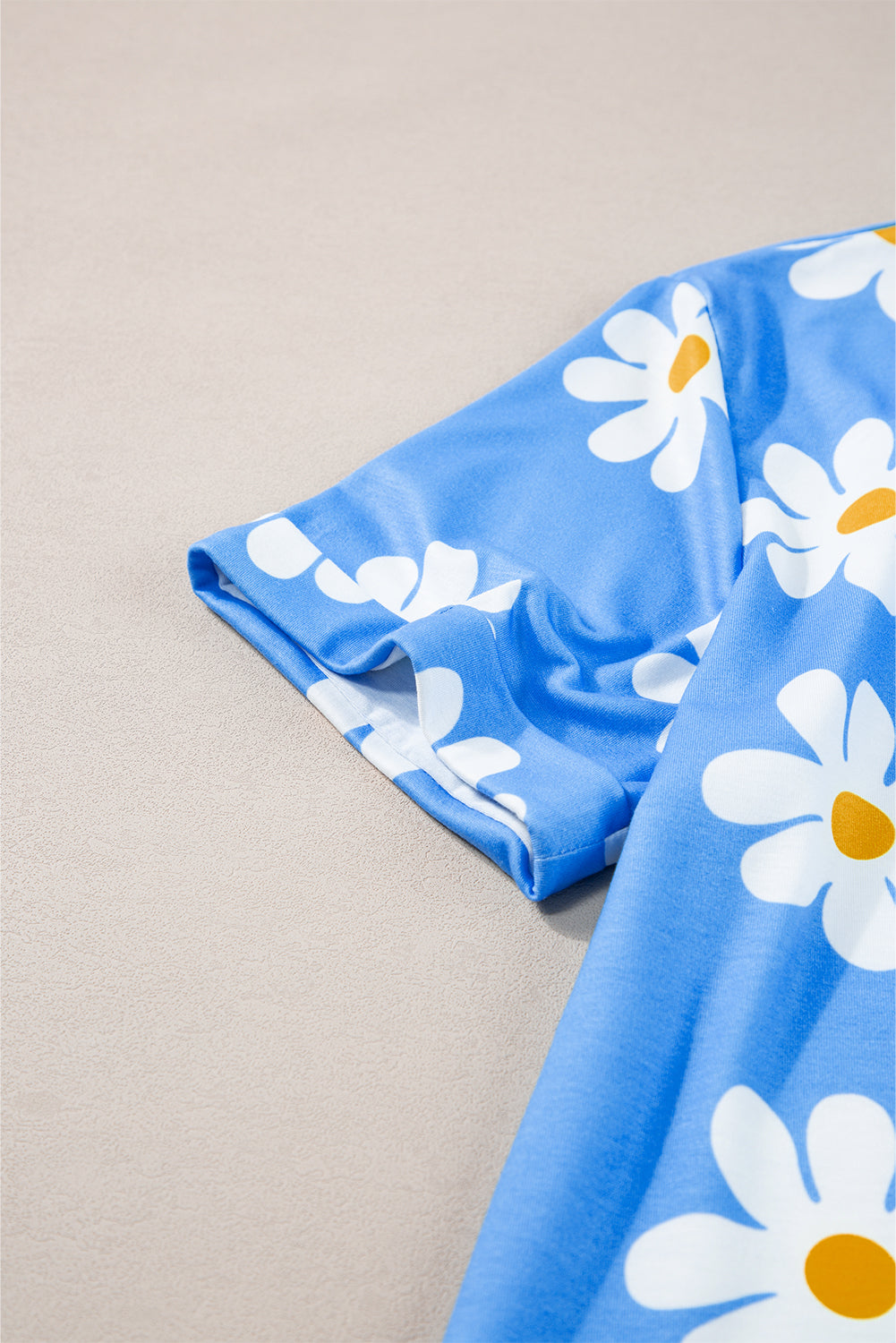 Sky Blue Daisy Print Crewneck T Shirt